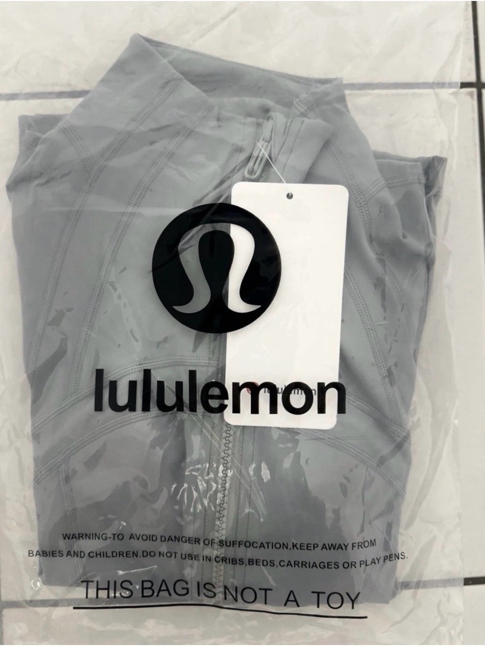 Lululemon Define Jacket Grey - Size 2 - NEW